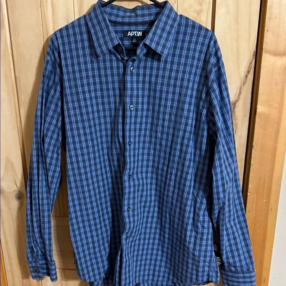 Apt. 9 Men's Navy Checkered Button Down Shirt